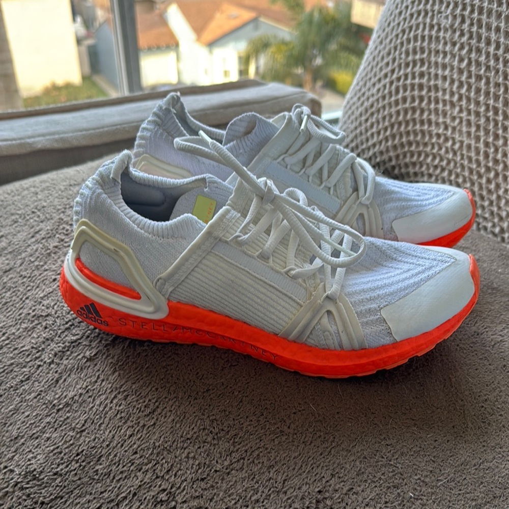 Stella McCartney adidas ultraboost - women’s 7.5